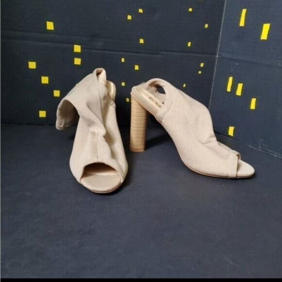 Ego Tan Knitted Heels - Picture 2 of 8